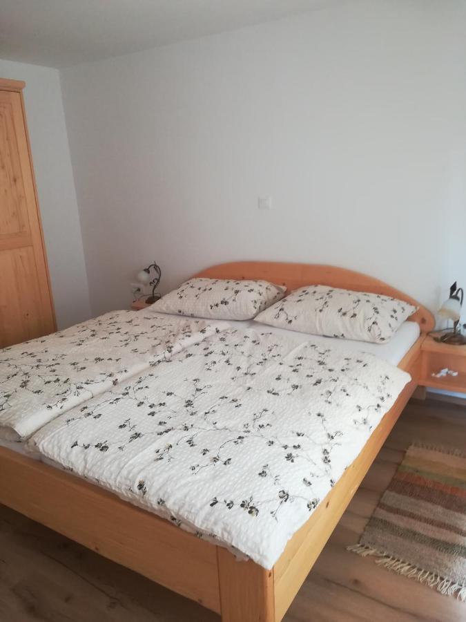 Apartma Pr' Stengarju Lägenhet Bohinjska Bela Exteriör bild